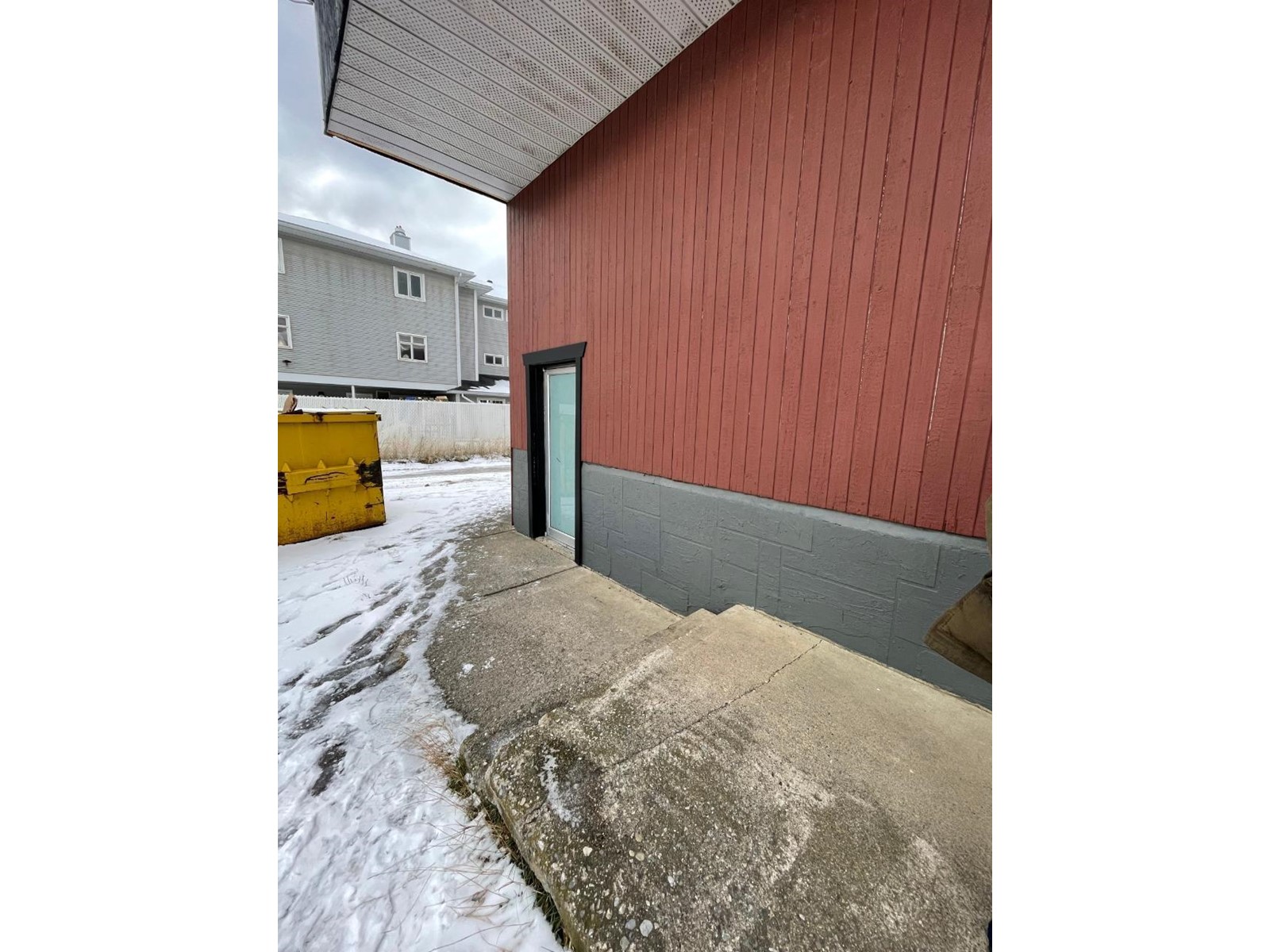 1221 7th Avenue, Fernie, British Columbia  V0B 1M0 - Photo 2 - 2475333