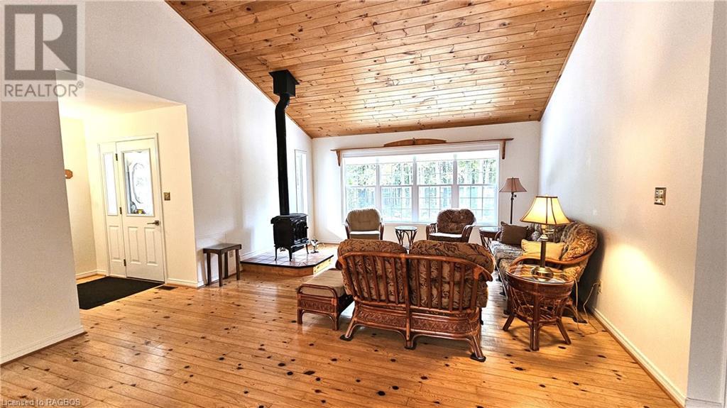 83 Lakewood Country Lane, Northern Bruce Peninsula, Ontario  N0H 1W0 - Photo 6 - 40549101