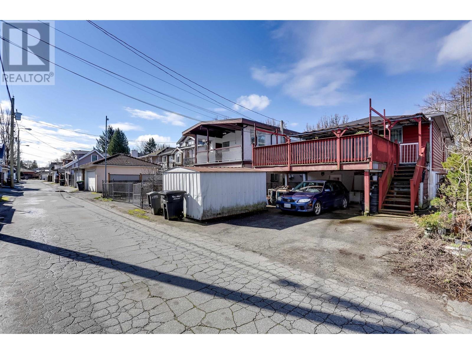 5422 Earles Street, Vancouver, British Columbia  V5R 3S1 - Photo 3 - R2856817