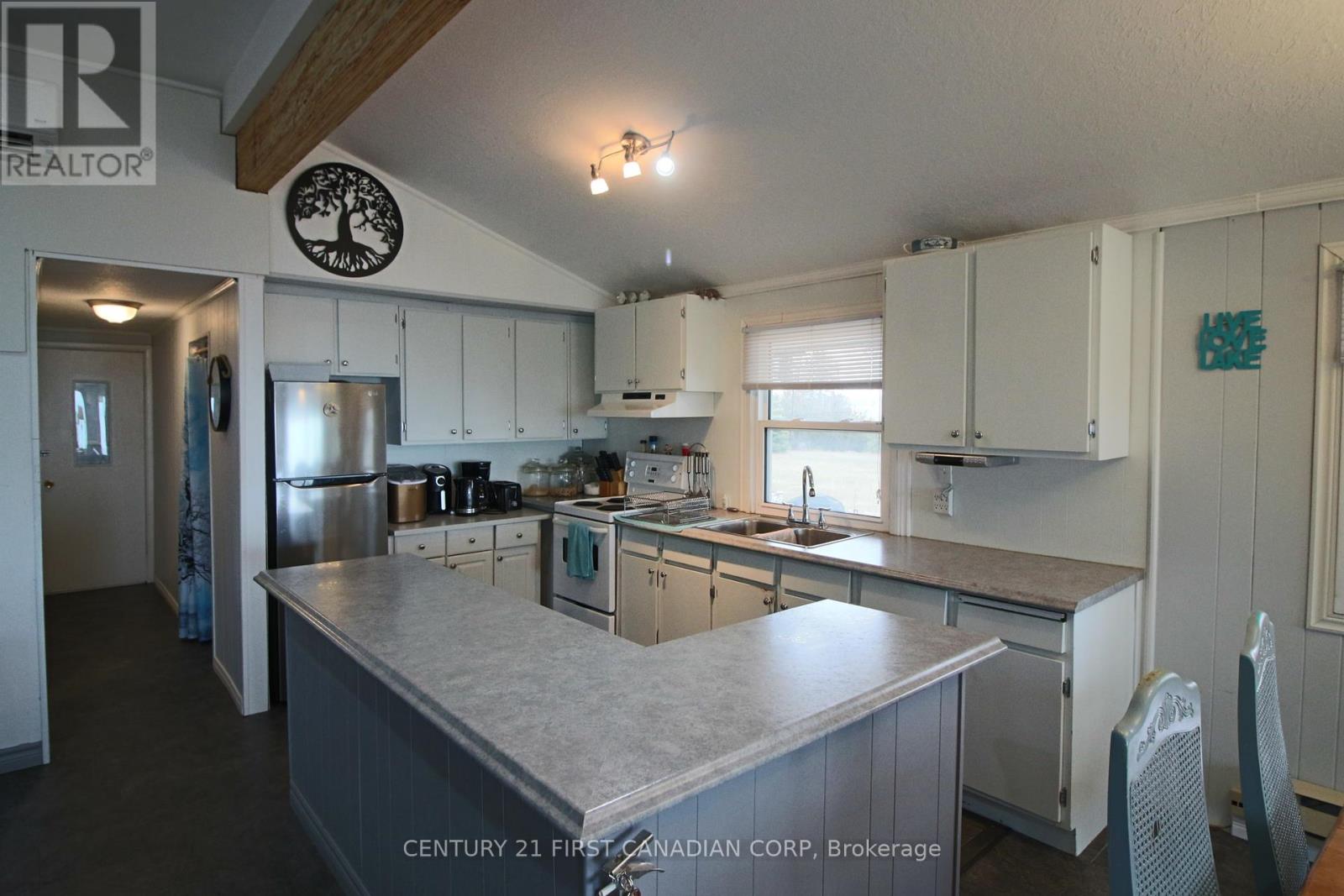 72254 Cliffside Drive, Bluewater, Ontario  N0M 2T0 - Photo 13 - X8124520