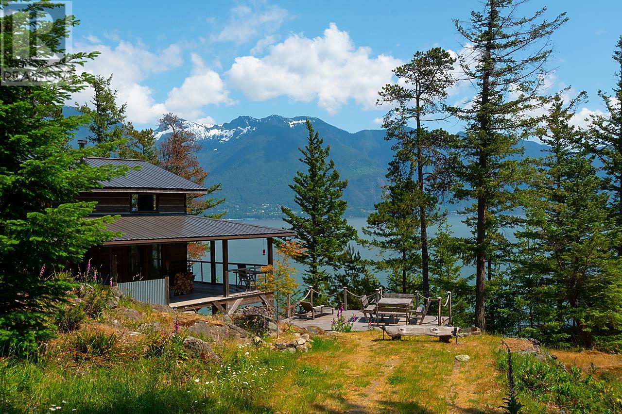 970 Mount Artaban Road, Gambier Island, British Columbia  V0N 1V0 - Photo 2 - R2857015