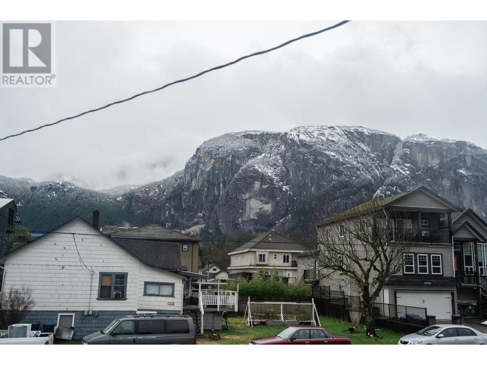 1246 Victoria Street, Squamish, British Columbia  V0N 3G0 - Photo 21 - R2856875
