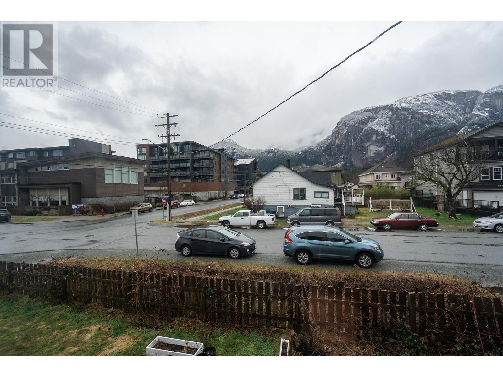 1246 Victoria Street, Squamish, British Columbia  V0N 3G0 - Photo 23 - R2856875