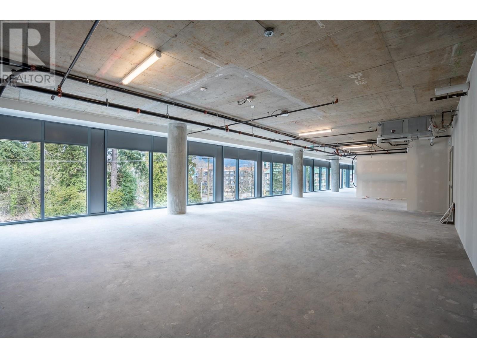 402 & 404 3056 Glen Drive, Coquitlam, British Columbia  V3B 0V1 - Photo 4 - C8058206