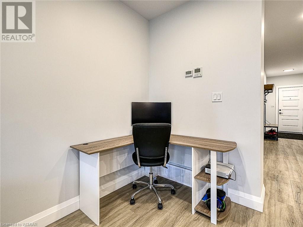 361 Quarter Town Line Unit# 907, Tillsonburg, Ontario  N4G 0K2 - Photo 18 - 40551084