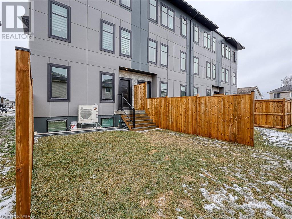 361 Quarter Town Line Unit# 907, Tillsonburg, Ontario  N4G 0K2 - Photo 28 - 40551084