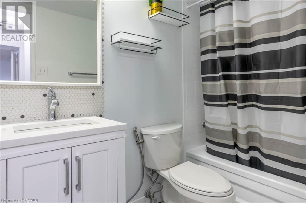 50 Elm Drive E Unit# 1710, Mississauga, Ontario  L5A 3X2 - Photo 12 - 40546310