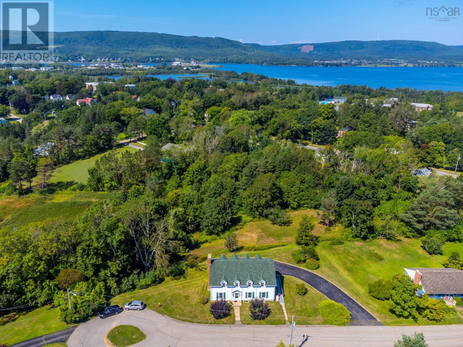 31 Babineau Heights, Annapolis Royal, Nova Scotia  B0S 1A0 - Photo 2 - 202404199