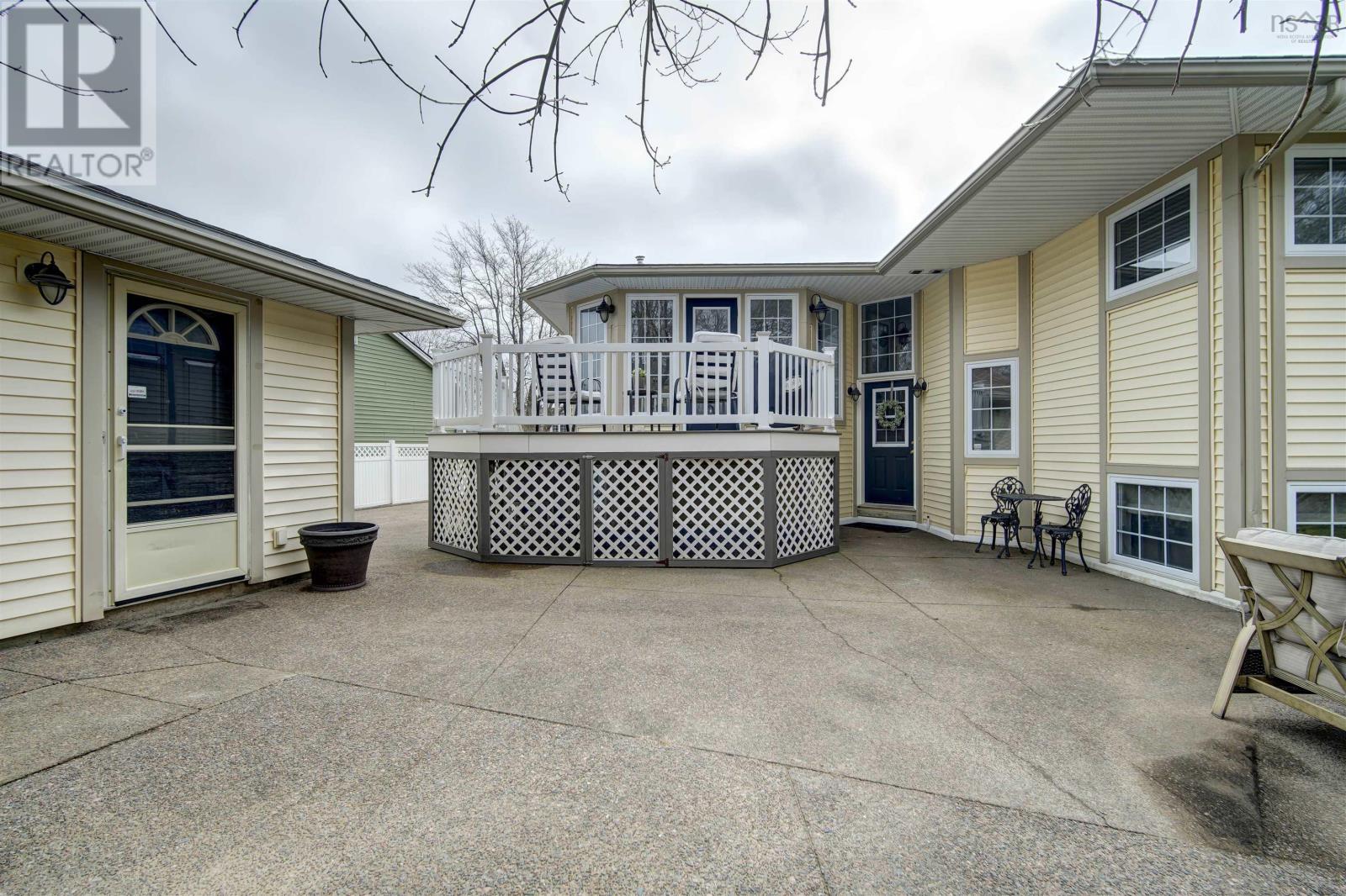 13 Swan Crescent, Halifax, Nova Scotia  B3M 1T7 - Photo 3 - 202404190