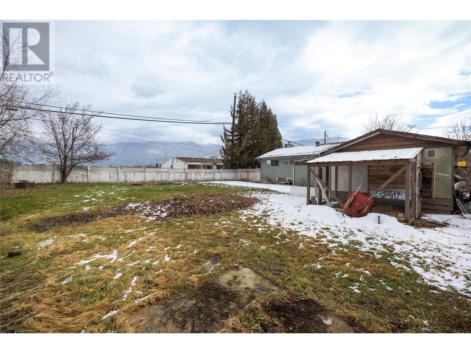 3347 Belaire Drive, Armstrong, British Columbia  V0E 1B4 - Photo 43 - 10305384