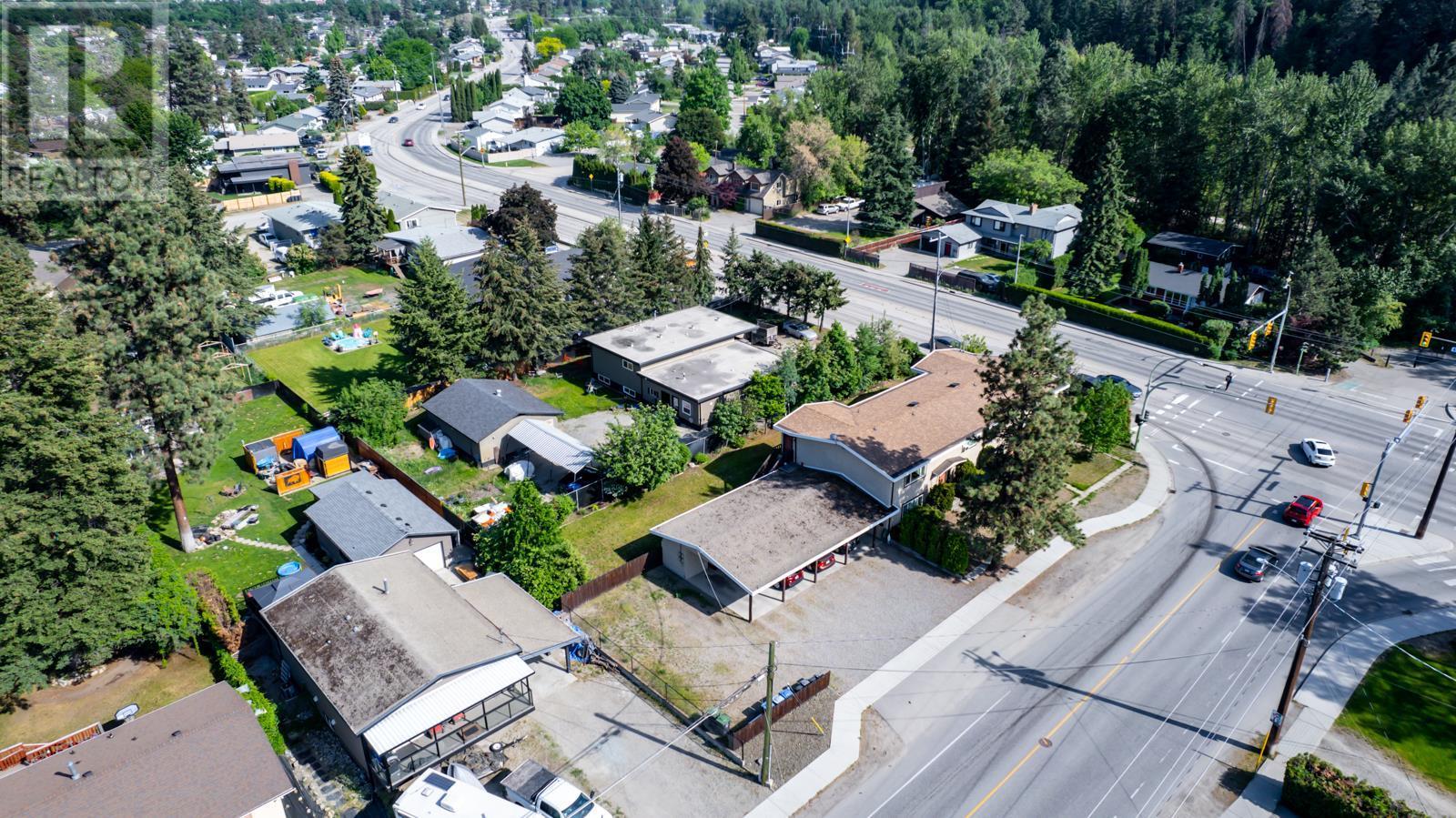 2560 Springfield Road, Kelowna, British Columbia  V1X 1C2 - Photo 29 - 10275592