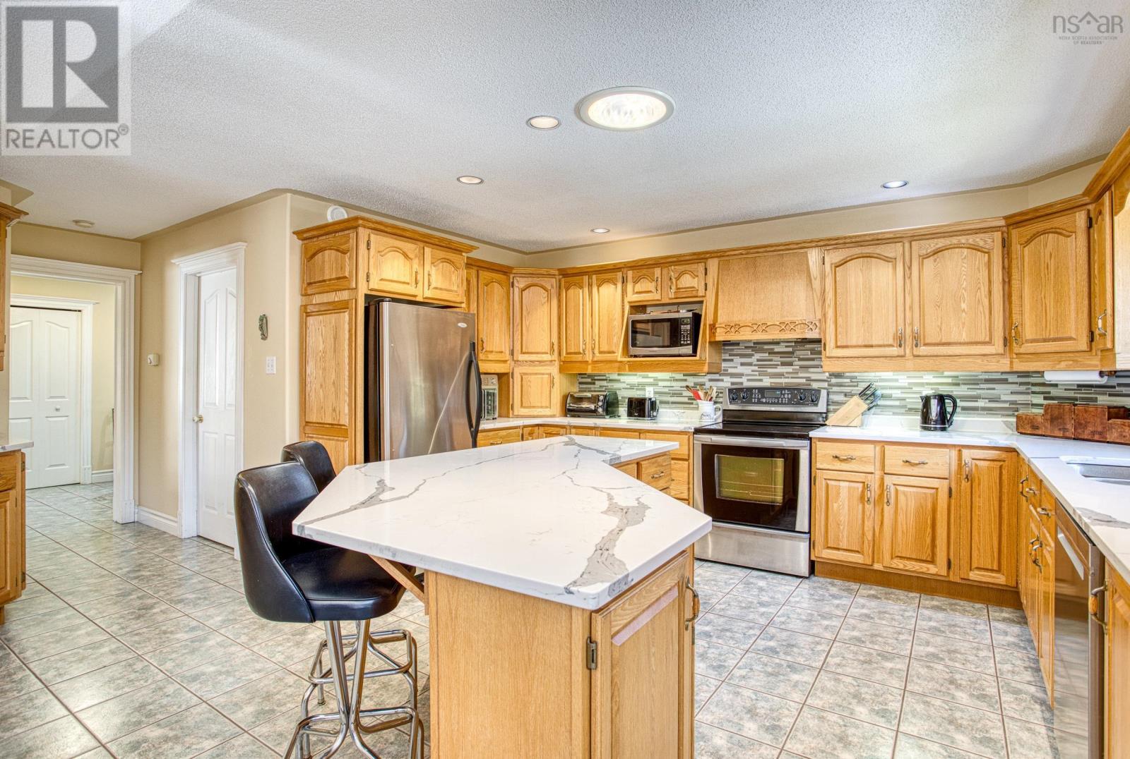 202 Glen Arbour Way, Hammonds Plains, Nova Scotia  B4B 1T5 - Photo 11 - 202404169