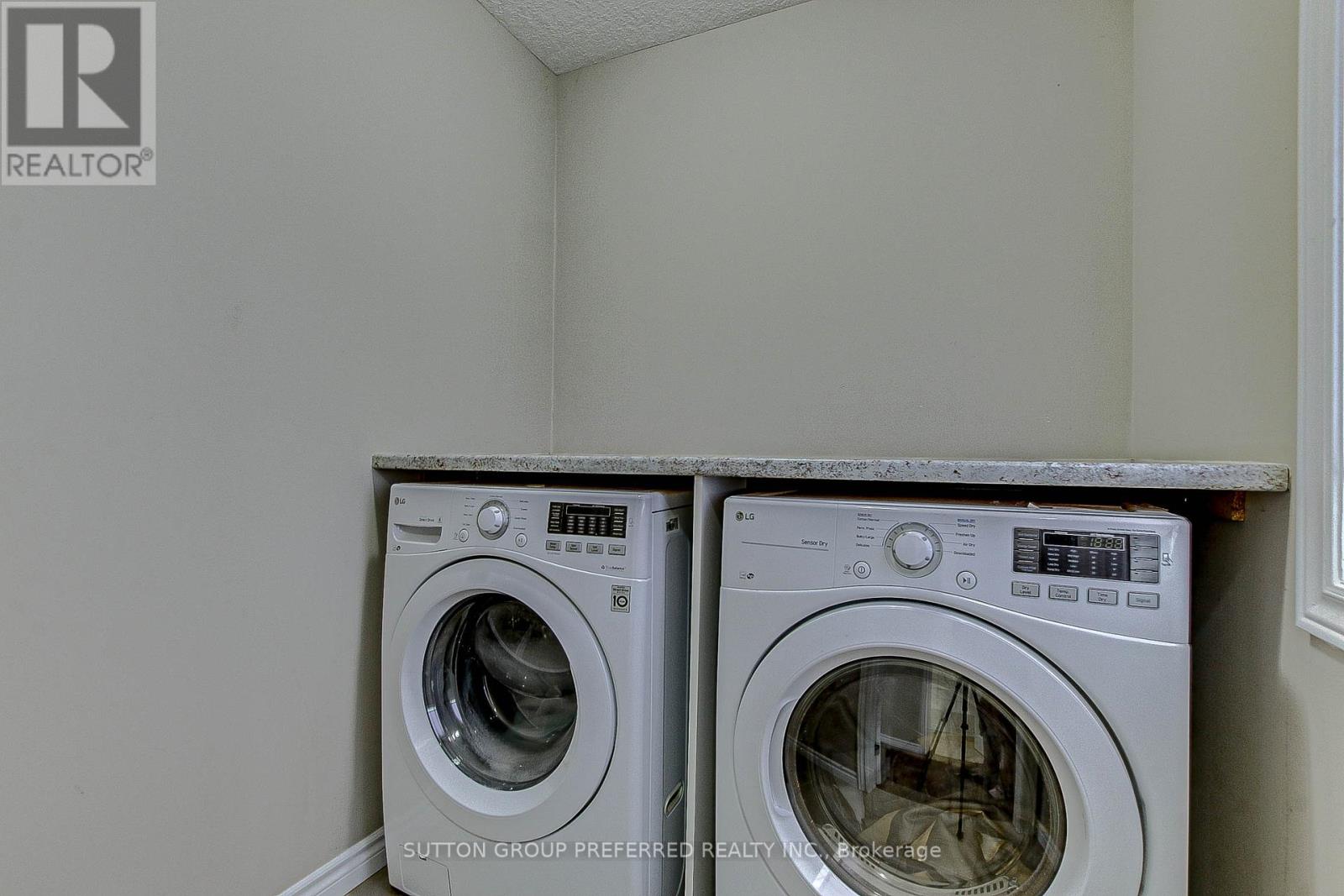 Unknown Address, ,    - Photo 23 - X8126670