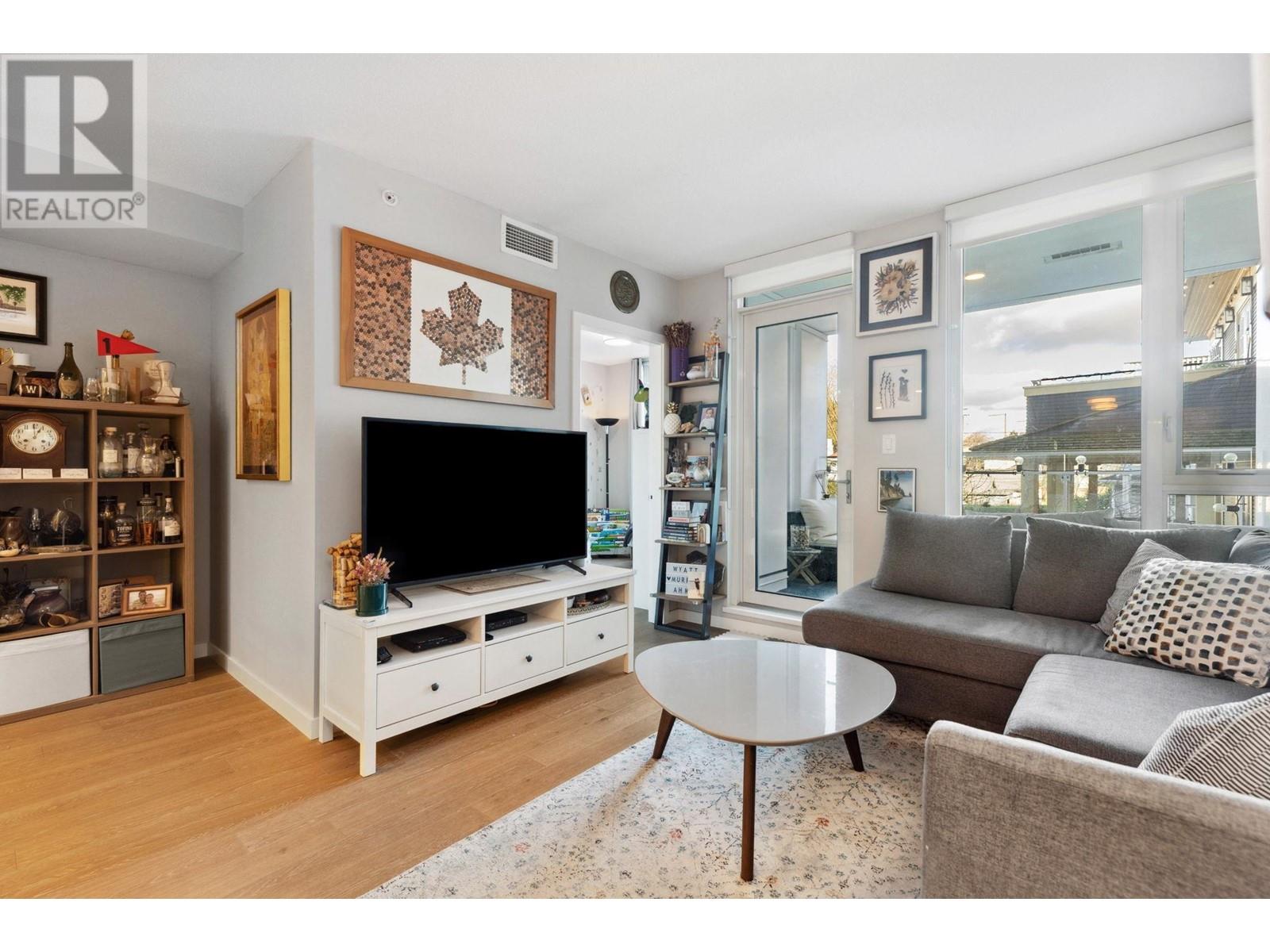 202 2888 Cambie Street, Vancouver, British Columbia  V5Z 0H3 - Photo 3 - R2857216