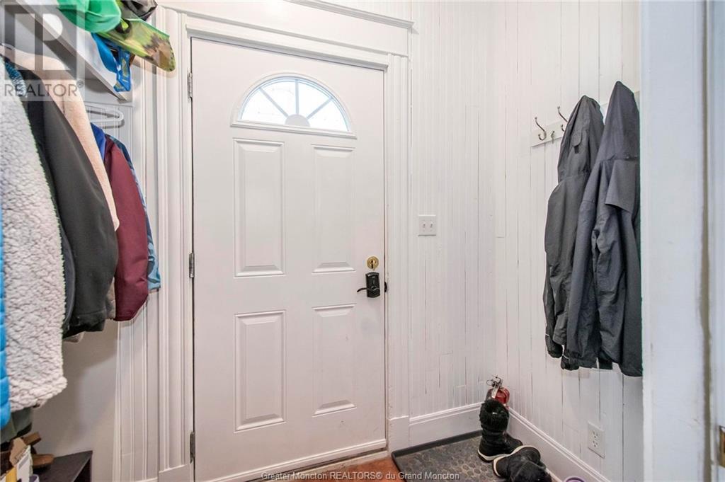 14 Estabrooks St, Sackville, New Brunswick  E4L 3W7 - Photo 4 - M157826