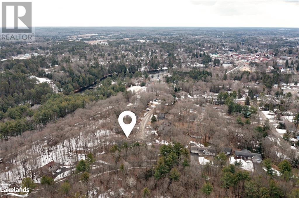 74 Woodland Drive, Bracebridge, Ontario  P1L 1M2 - Photo 2 - 40544330