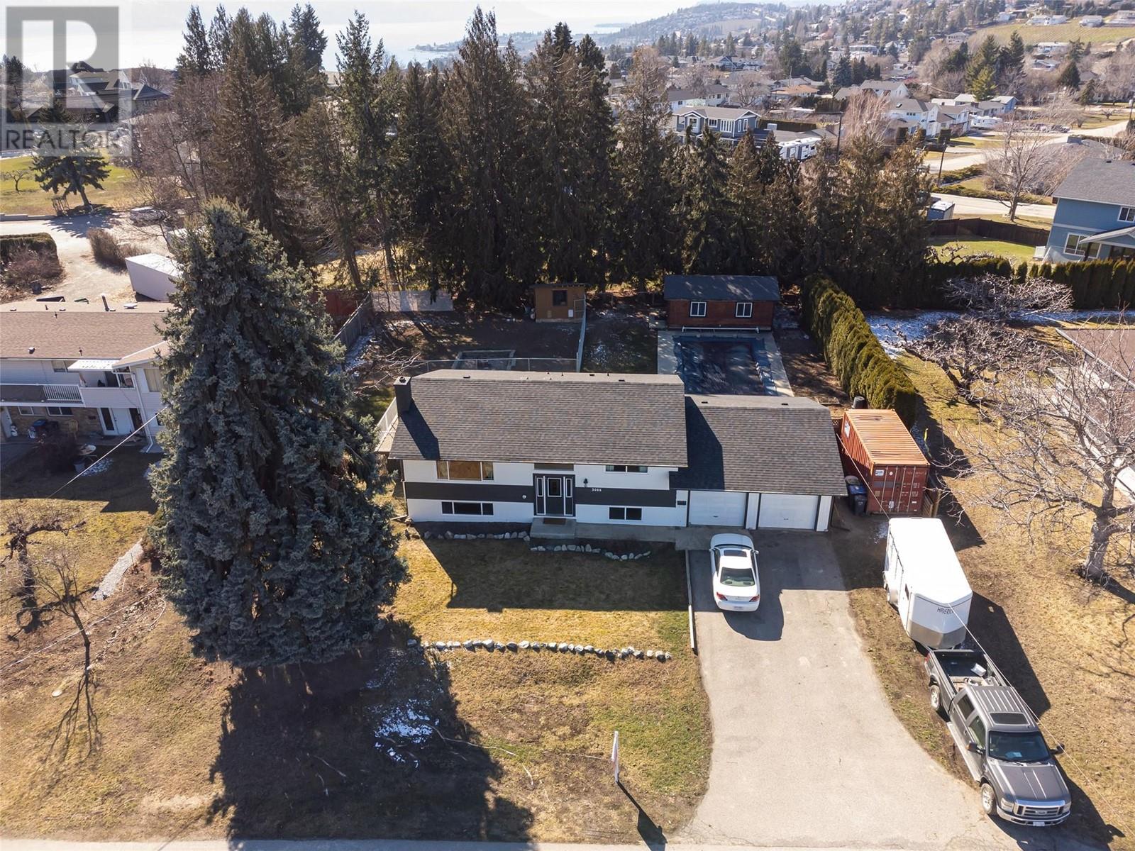 3066 Beverly Place West Kelowna