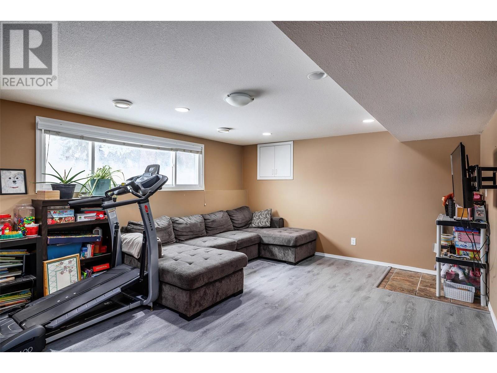 3066 Beverly Place West Kelowna