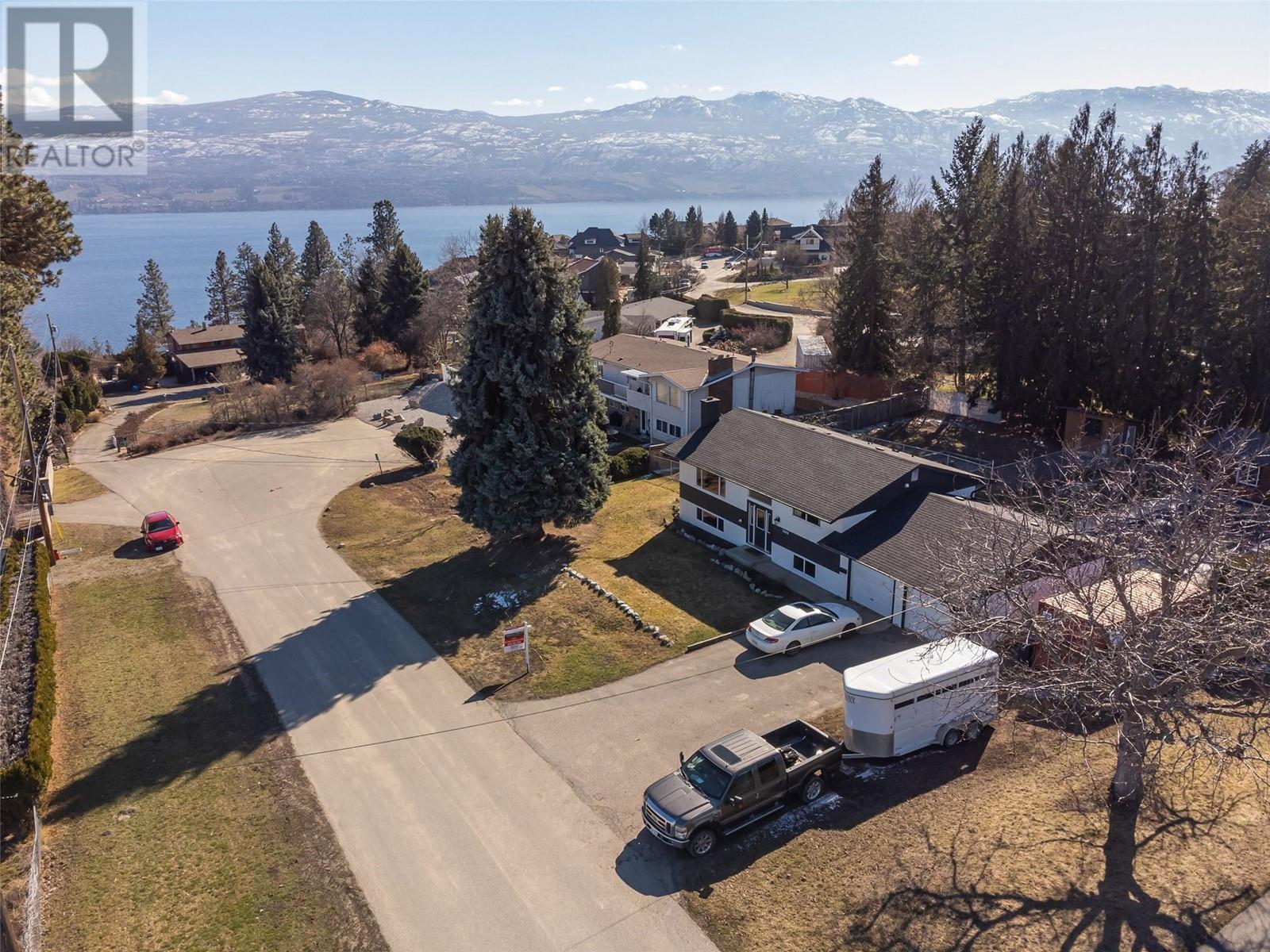 3066 Beverly Place, West Kelowna, British Columbia  V1Z 2A5 - Photo 1 - 10304994