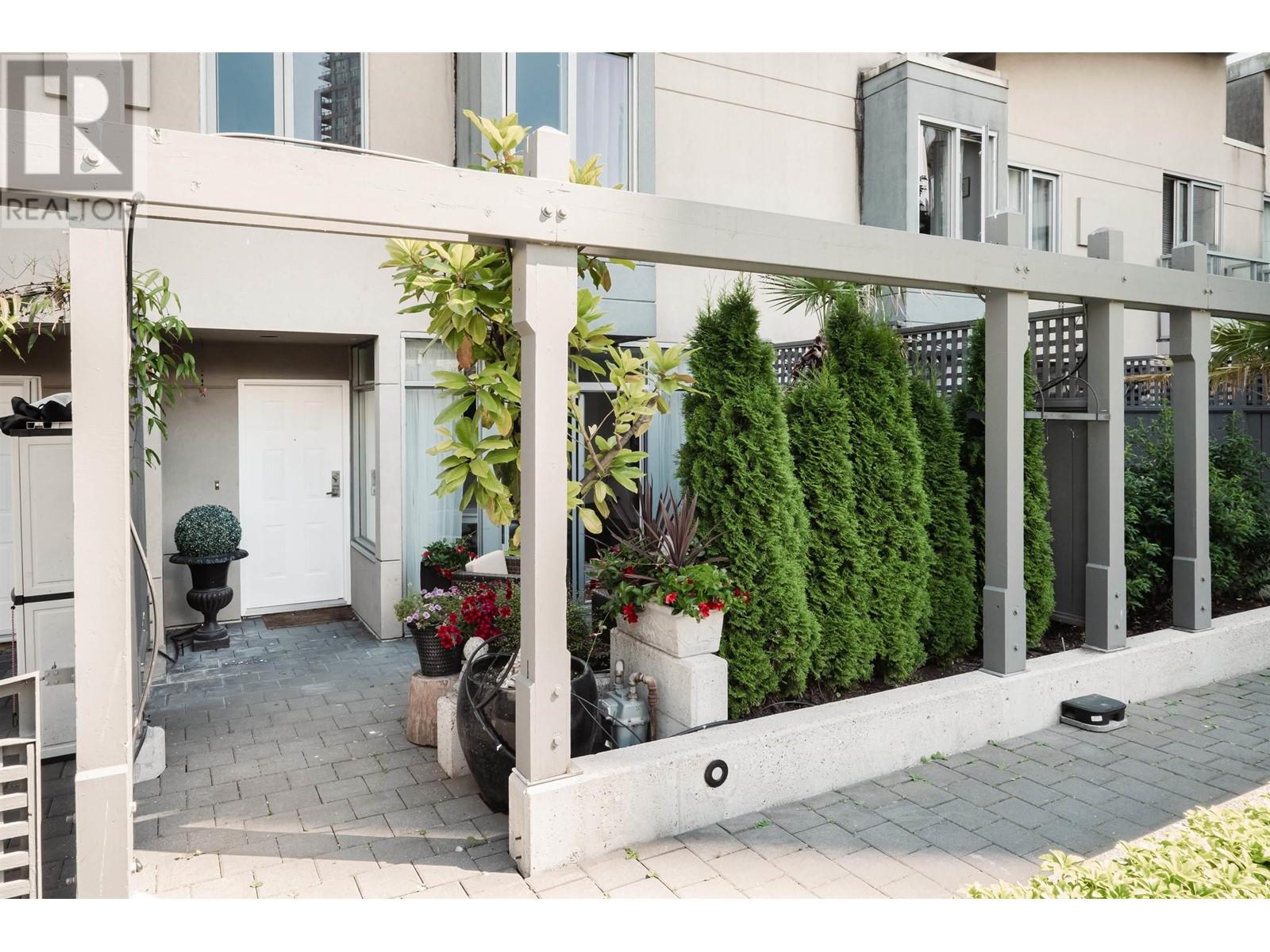 Th10 63 Keefer Place, Vancouver, British Columbia  V6B 6N6 - Photo 12 - R2857040