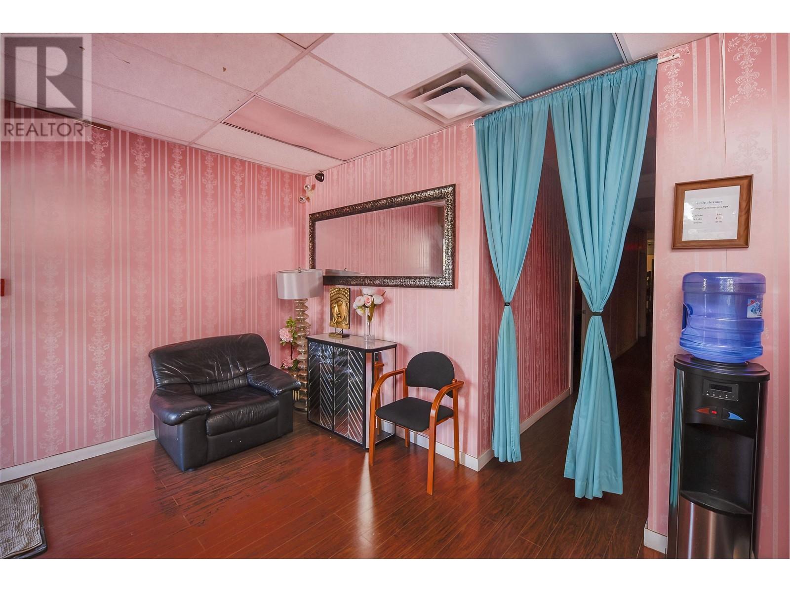 2583 Kingsway, Vancouver, British Columbia  V5R 5H3 - Photo 6 - C8058167