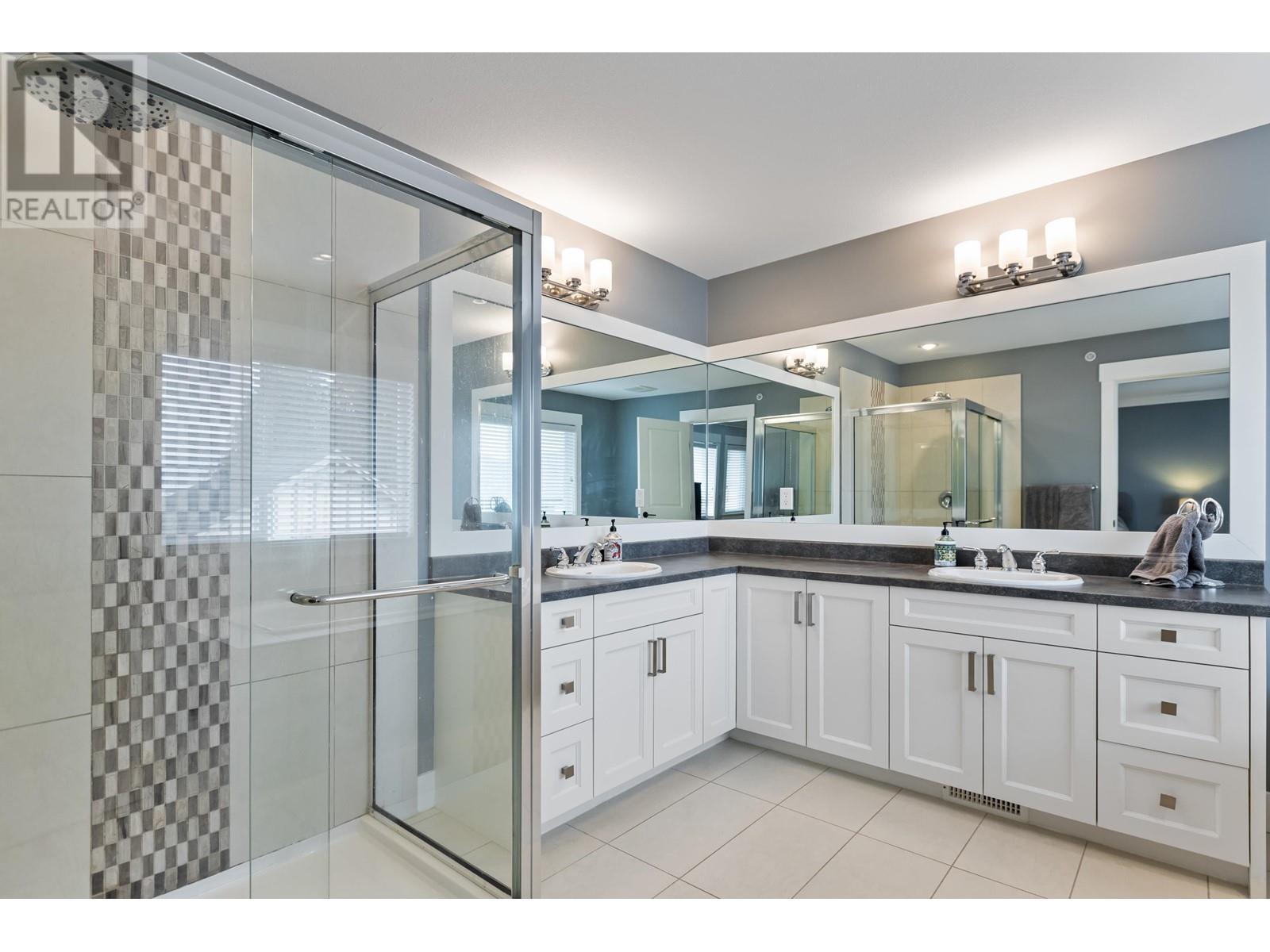 10053 247 Street, Maple Ridge, British Columbia  V2W 0H1 - Photo 14 - R2857321