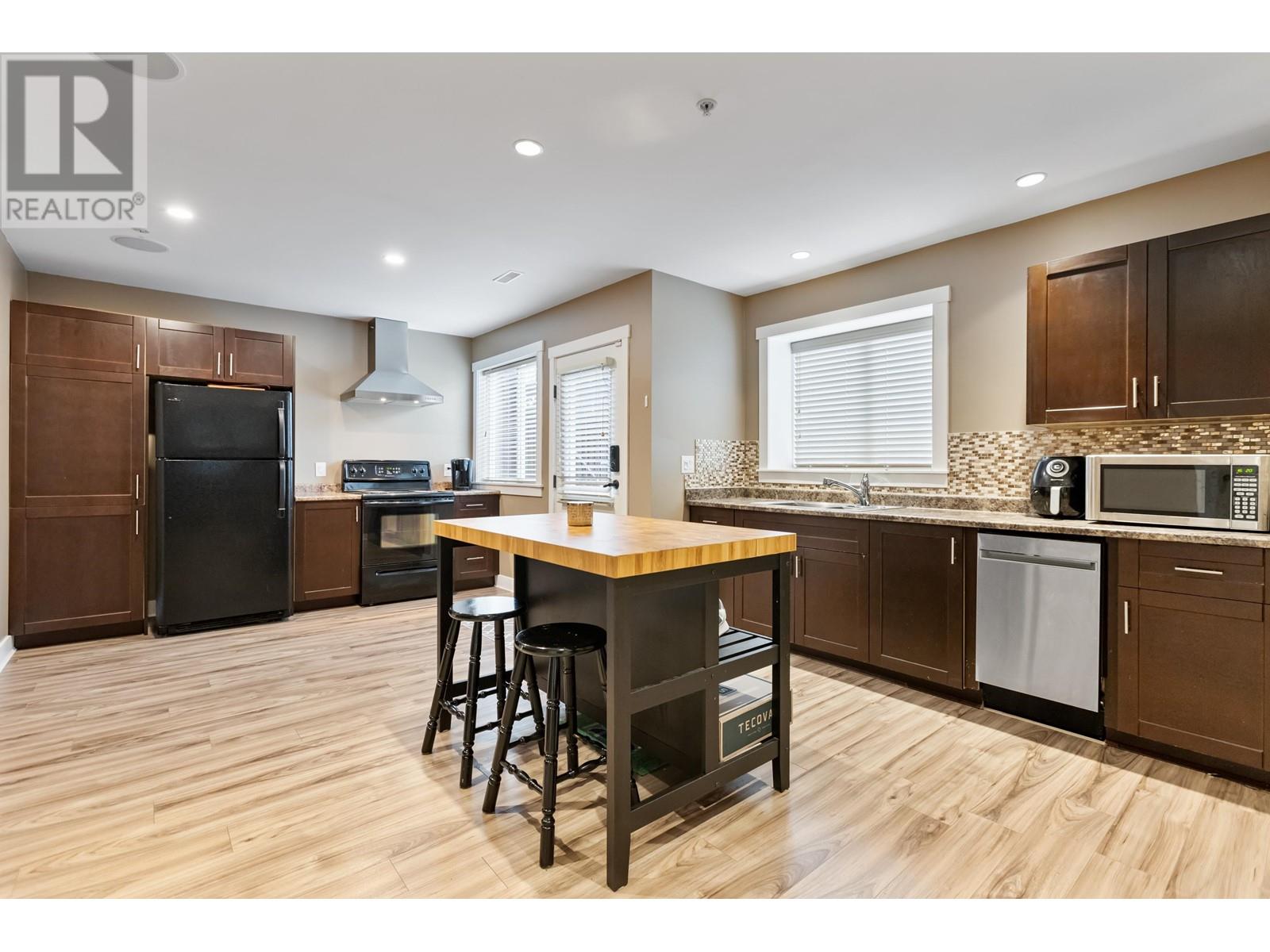 10053 247 Street, Maple Ridge, British Columbia  V2W 0H1 - Photo 22 - R2857321