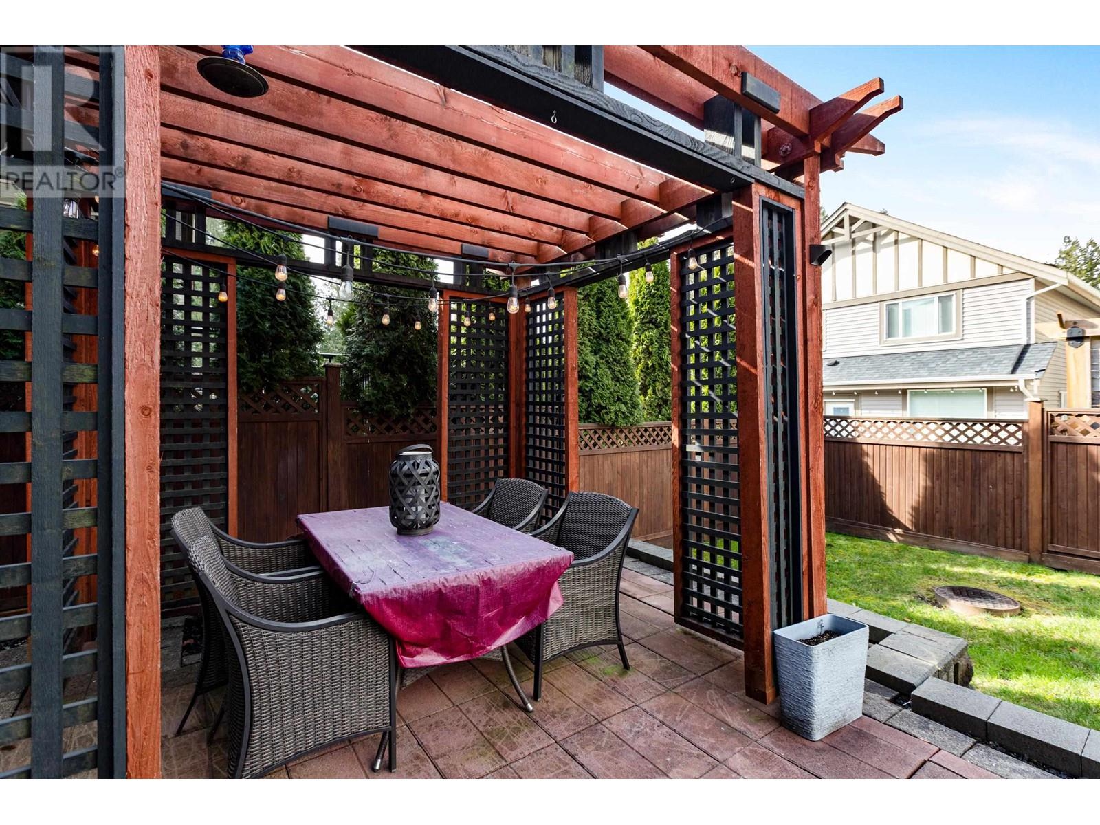 10053 247 Street, Maple Ridge, British Columbia  V2W 0H1 - Photo 30 - R2857321