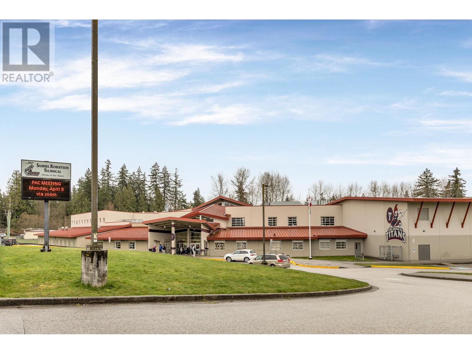 10053 247 Street, Maple Ridge, British Columbia  V2W 0H1 - Photo 37 - R2857321