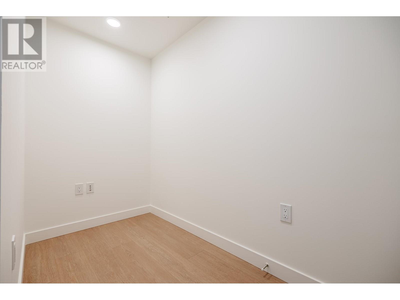2107 7683 Park Crescent, Burnaby, British Columbia  V3N 2M5 - Photo 5 - R2856946