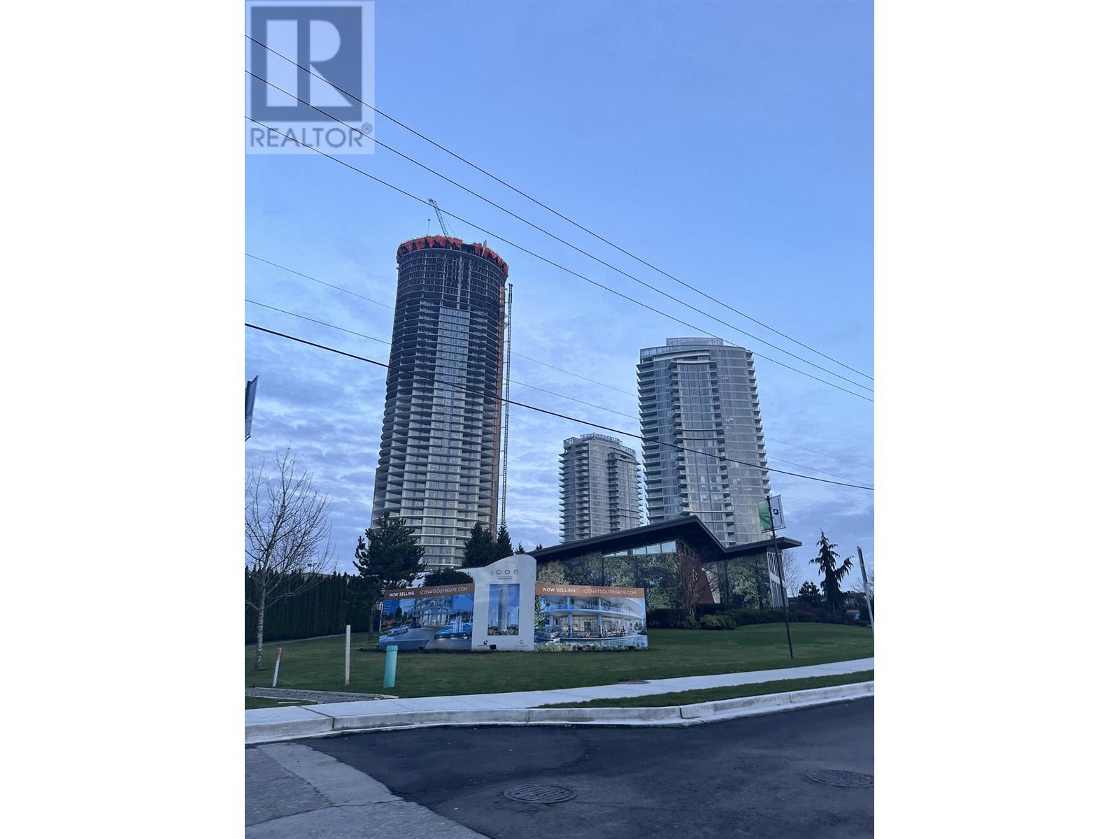 2107 7683 Park Crescent, Burnaby, British Columbia  V3N 2M5 - Photo 3 - R2856946