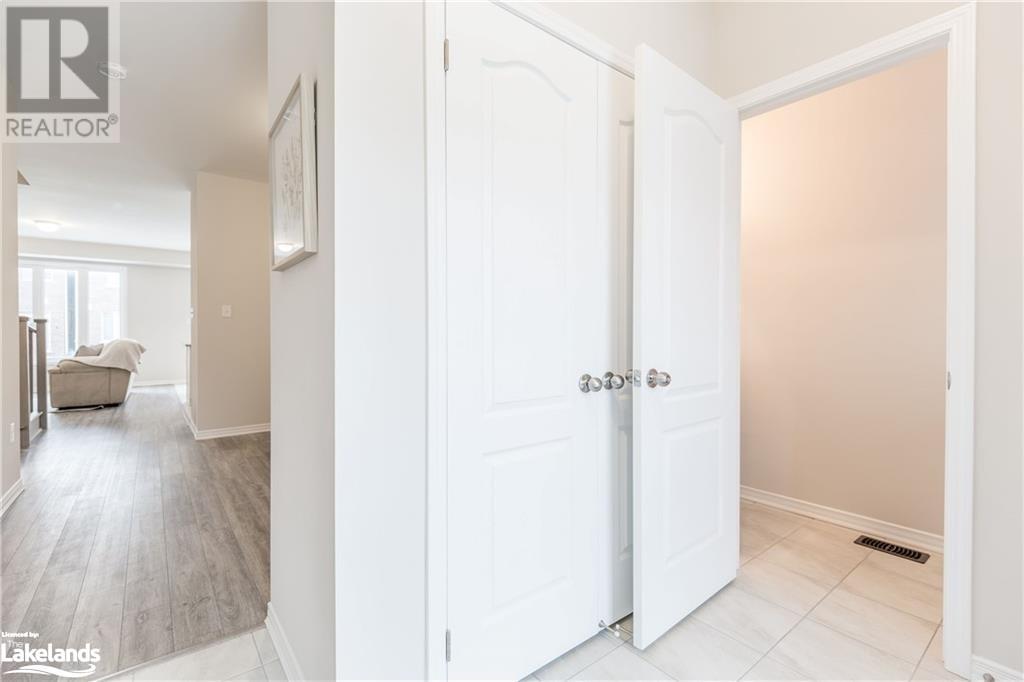 9 Kirby Avenue, Collingwood, Ontario  L9Y 3V3 - Photo 4 - 40545330