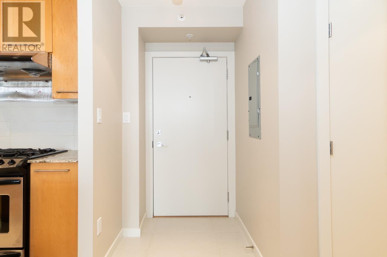 1006 2979 Glen Drive, Coquitlam, British Columbia  V3B 0B2 - Photo 19 - R2857127