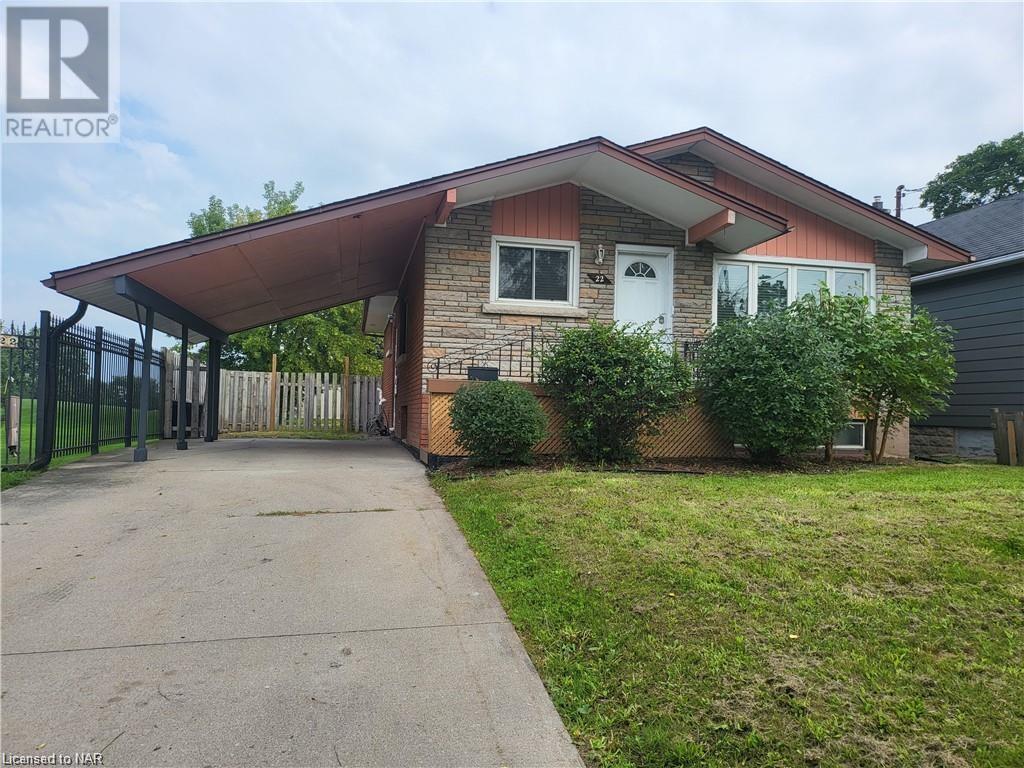 22 Willowdale Avenue, St. Catharines, Ontario  L2R 4K6 - Photo 1 - 40549487