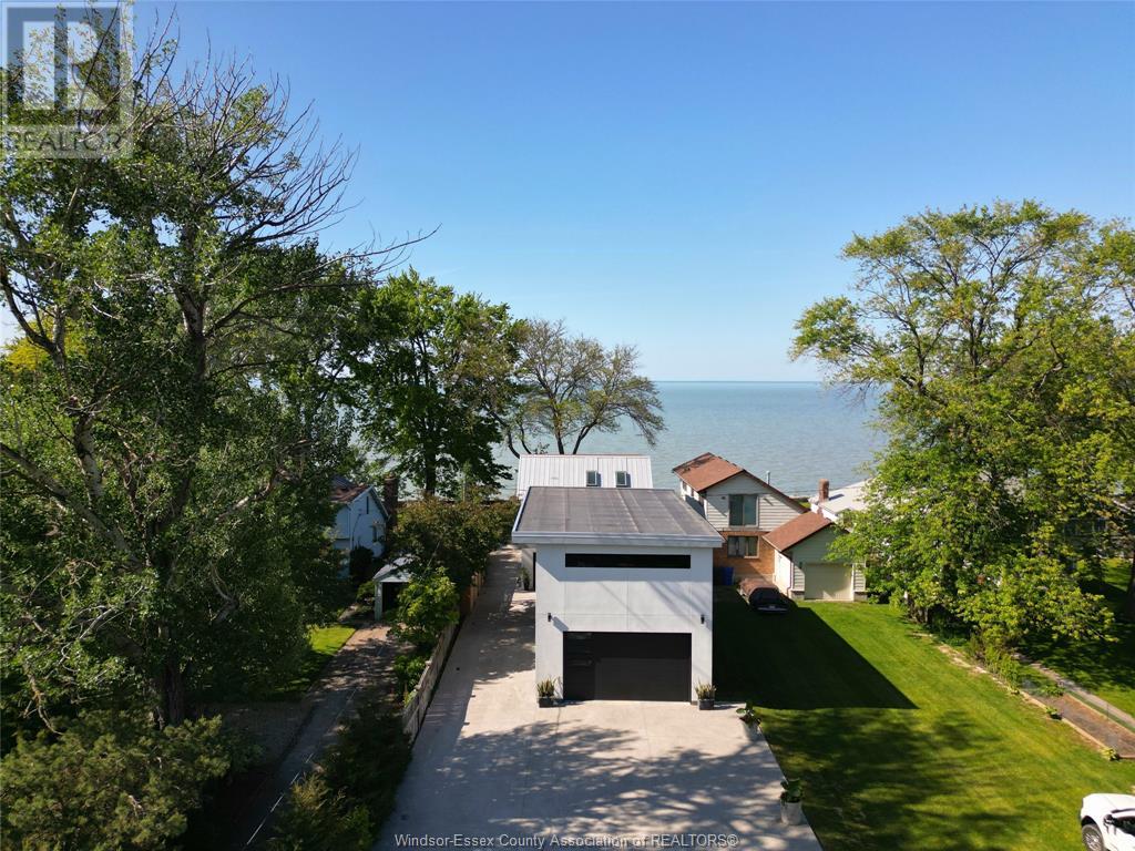 1674 Caille Avenue, Lakeshore, Ontario  N0R 1A0 - Photo 2 - 23023871