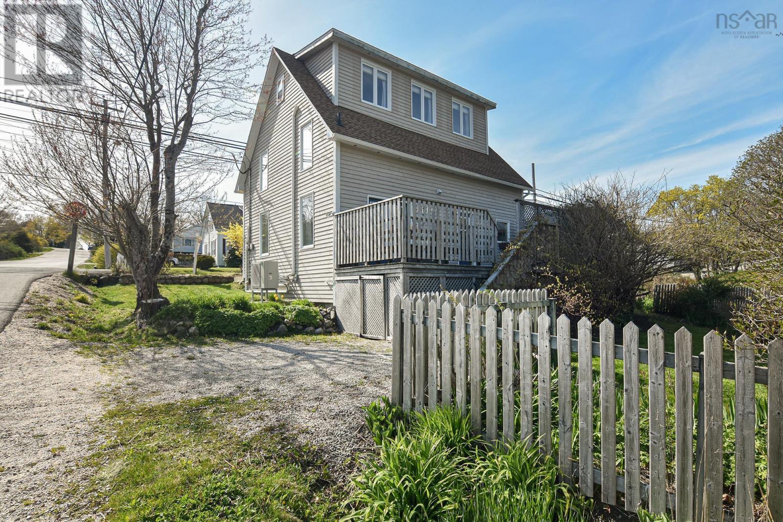 144 Queen Street, Chester, Nova Scotia  B0J 1J0 - Photo 33 - 202404139