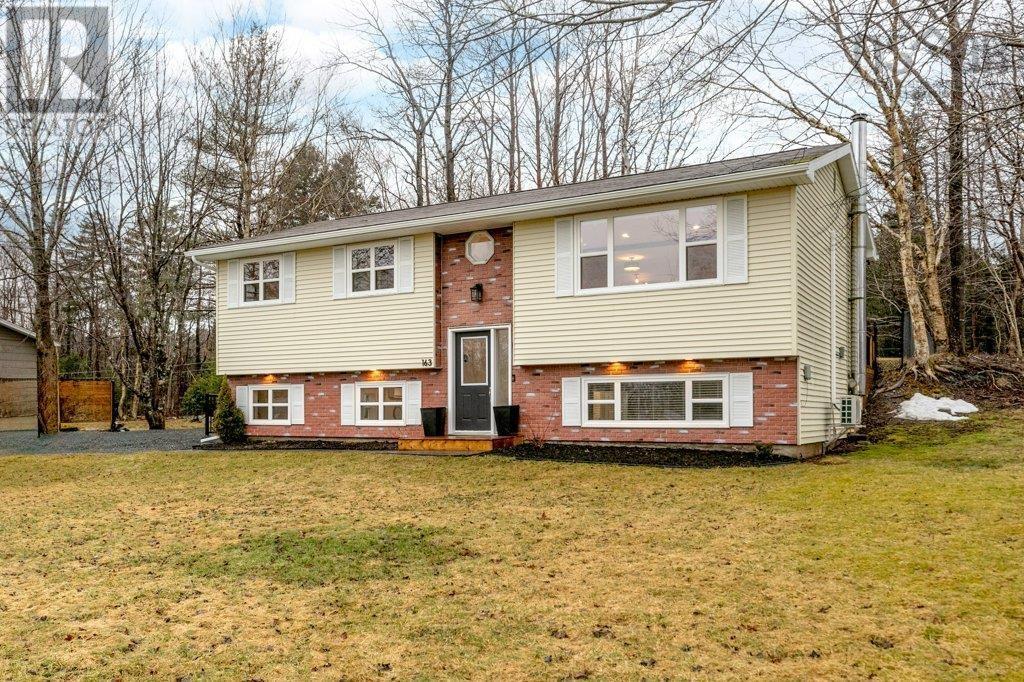 163 Pinetree Crescent, Hammonds Plains, Nova Scotia  B3Z 1J7 - Photo 1 - 202404145
