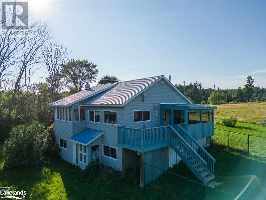 365 North Pickerel Lake Road, Burk's Falls, Ontario  P0A 1C0 - Photo 3 - 40547007
