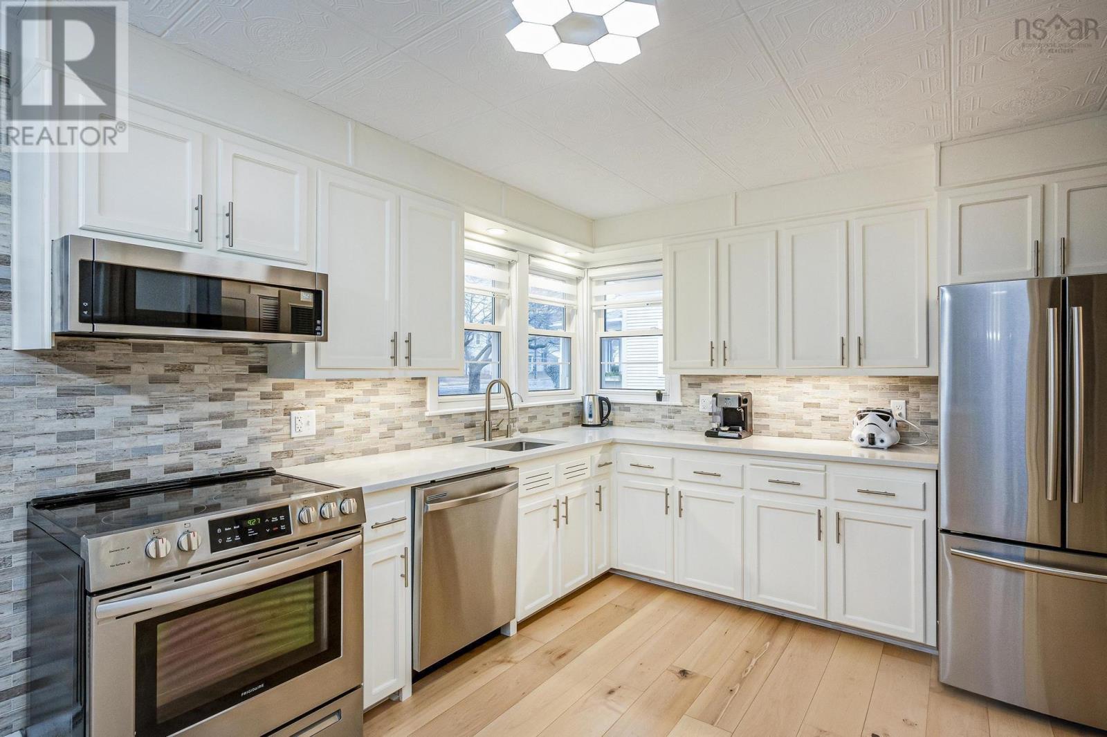 87 Lawrencetown Lane, Lawrencetown, Nova Scotia  B0S 1M0 - Photo 9 - 202404280