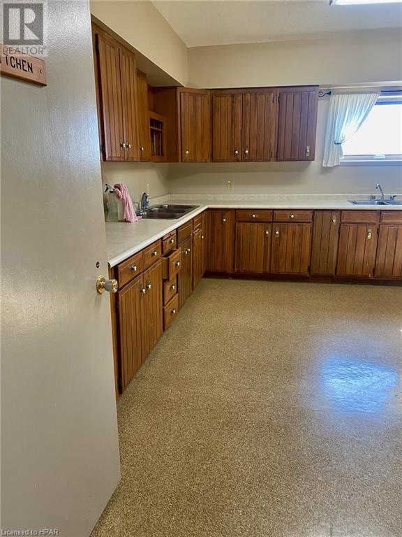 321 Suncoast Drive E, Goderich, Ontario  N7A 4H8 - Photo 10 - 40550222