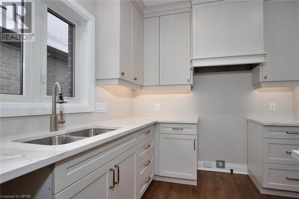 159 Orr Street, Stratford, Ontario  N5A 0J7 - Photo 13 - 40547218