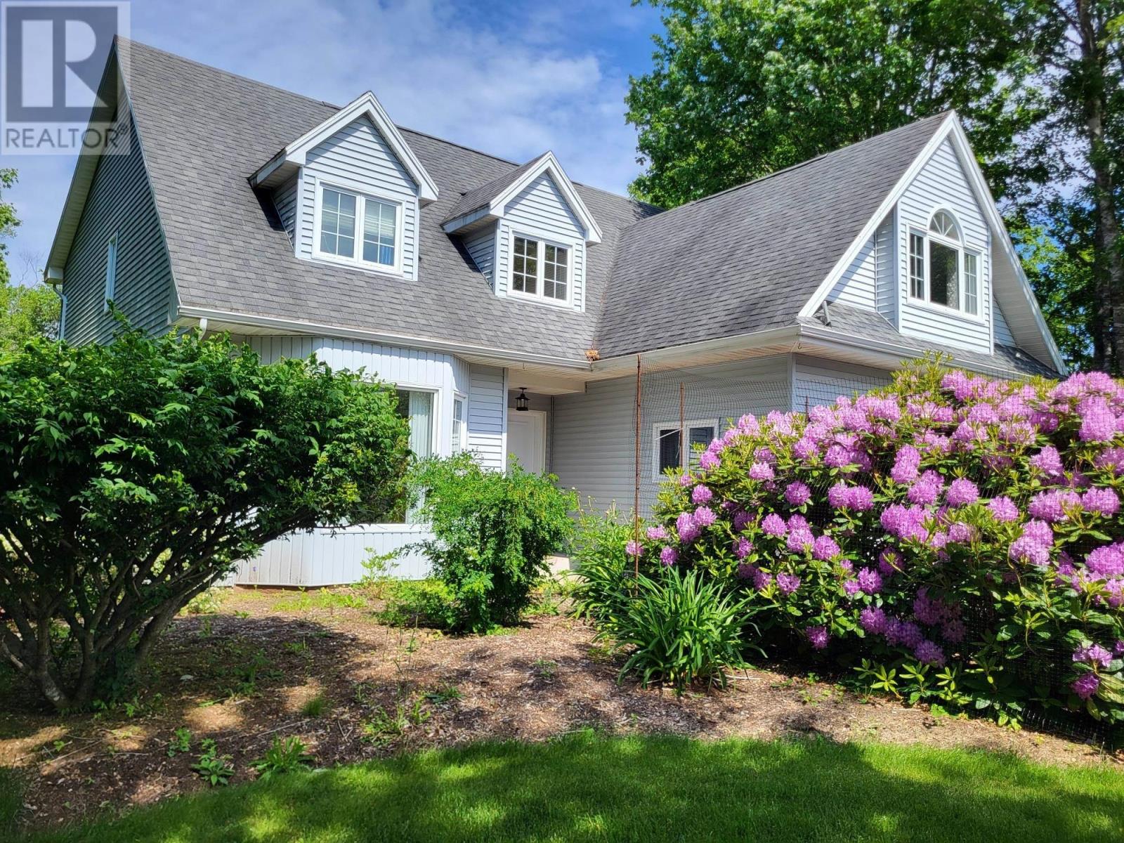 98 Terrabella Lane, Valley, Nova Scotia  B6L 2W2 - Photo 2 - 202404295