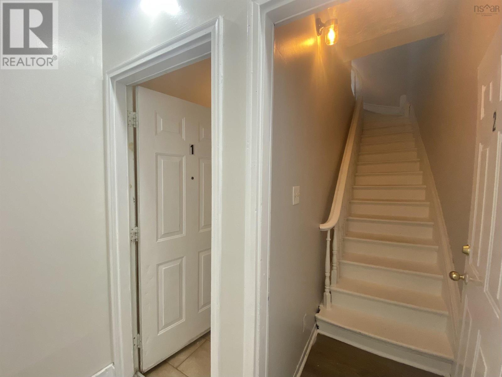 2444 John Street, Halifax, Nova Scotia  B3K 4K7 - Photo 2 - 202404300