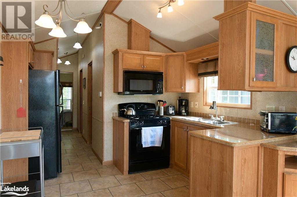 89 Madawaska Trail, Wasaga Beach, Ontario  L9Z 1X7 - Photo 6 - 40549956