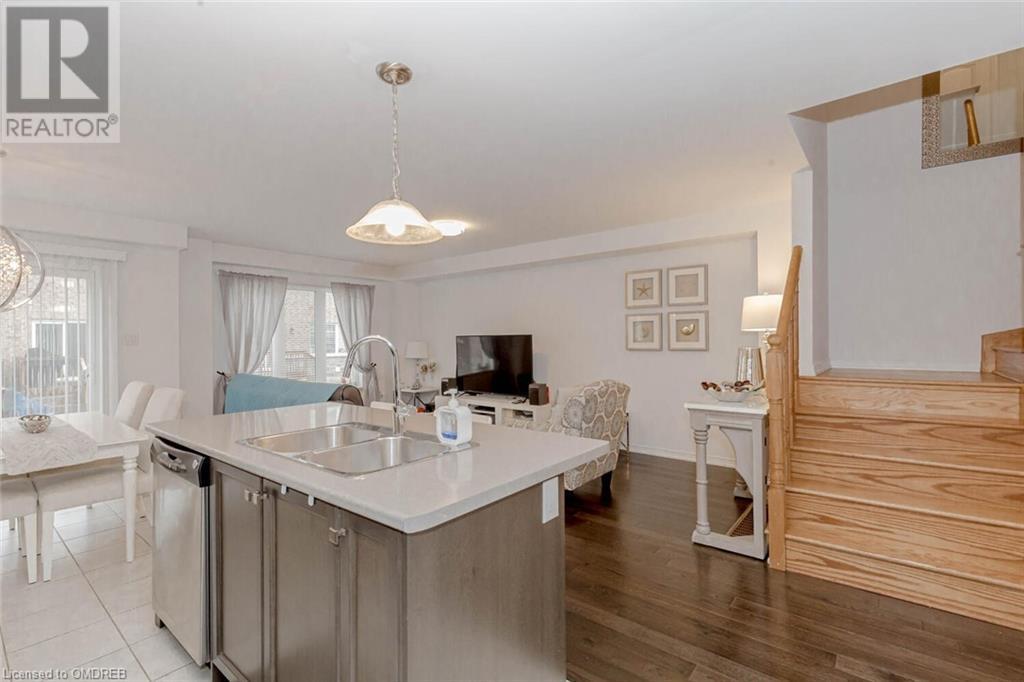 7711 Redbud Lane, Niagara Falls, Ontario  L2H 3S2 - Photo 14 - 40552042