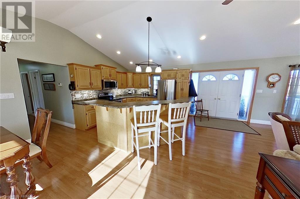 74720 Elm Crescent, Bayfield, Ontario  N0M 1G0 - Photo 10 - 40550908