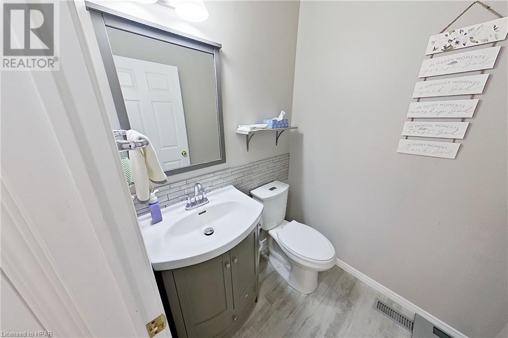 74720 Elm Crescent, Bayfield, Ontario  N0M 1G0 - Photo 17 - 40550908