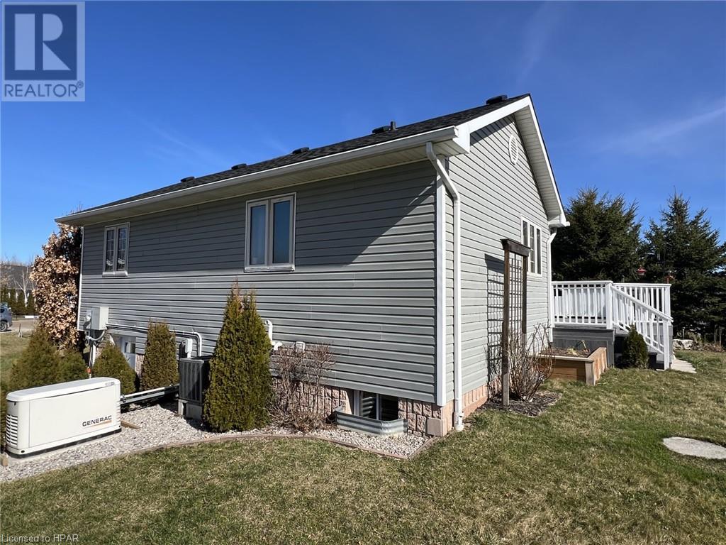 74720 Elm Crescent, Bayfield, Ontario  N0M 1G0 - Photo 36 - 40550908