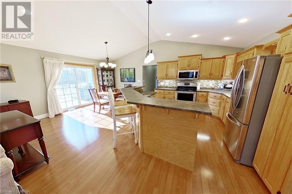 74720 Elm Crescent, Bayfield, Ontario  N0M 1G0 - Photo 9 - 40550908