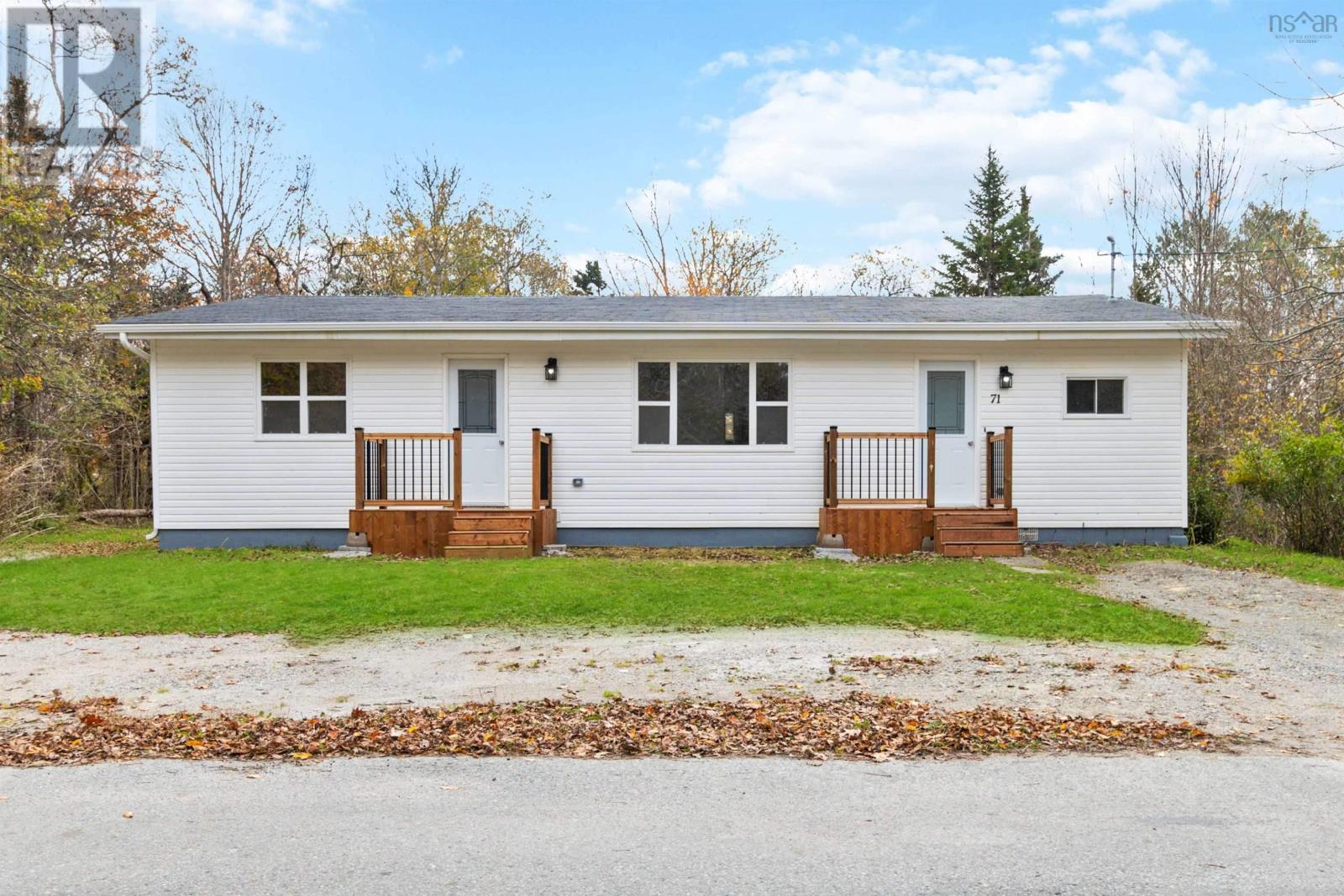 71 Bulkley Street, Shelburne, Nova Scotia  B0T 1W0 - Photo 24 - 202404301
